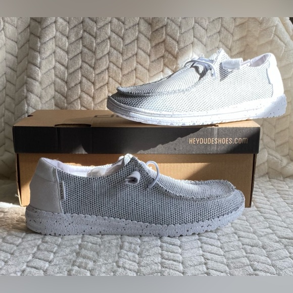 NWT in box HEY DUDE Wendy Sox Stone White size 7 - Picture 2 of 15